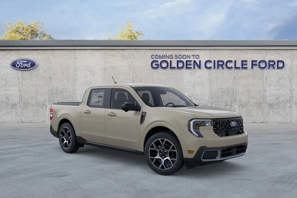 2025 Ford Maverick Lariat photo 1