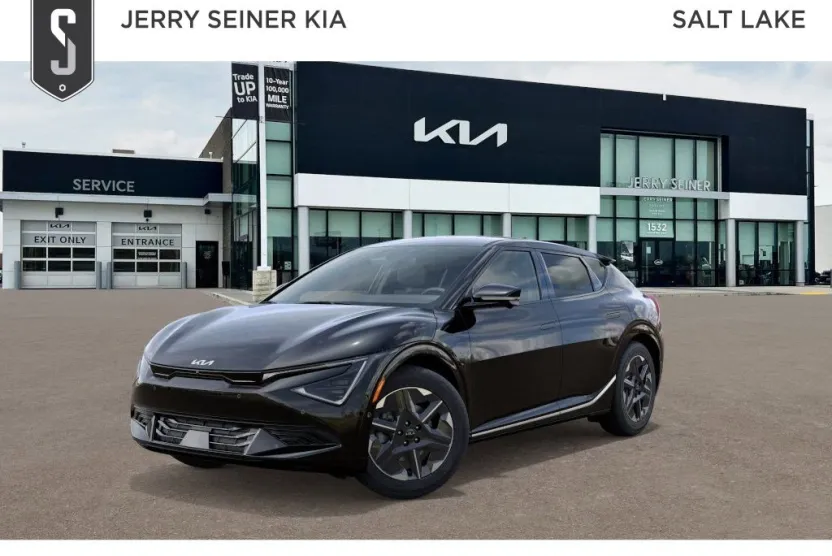 2025 Kia EV6 Light photo 1