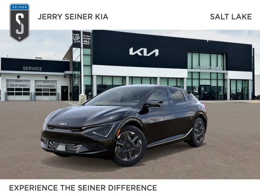 2025 Kia EV6 Light photo 1