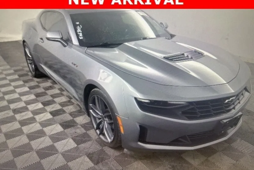 2020 Chevrolet Camaro LT1 photo 1