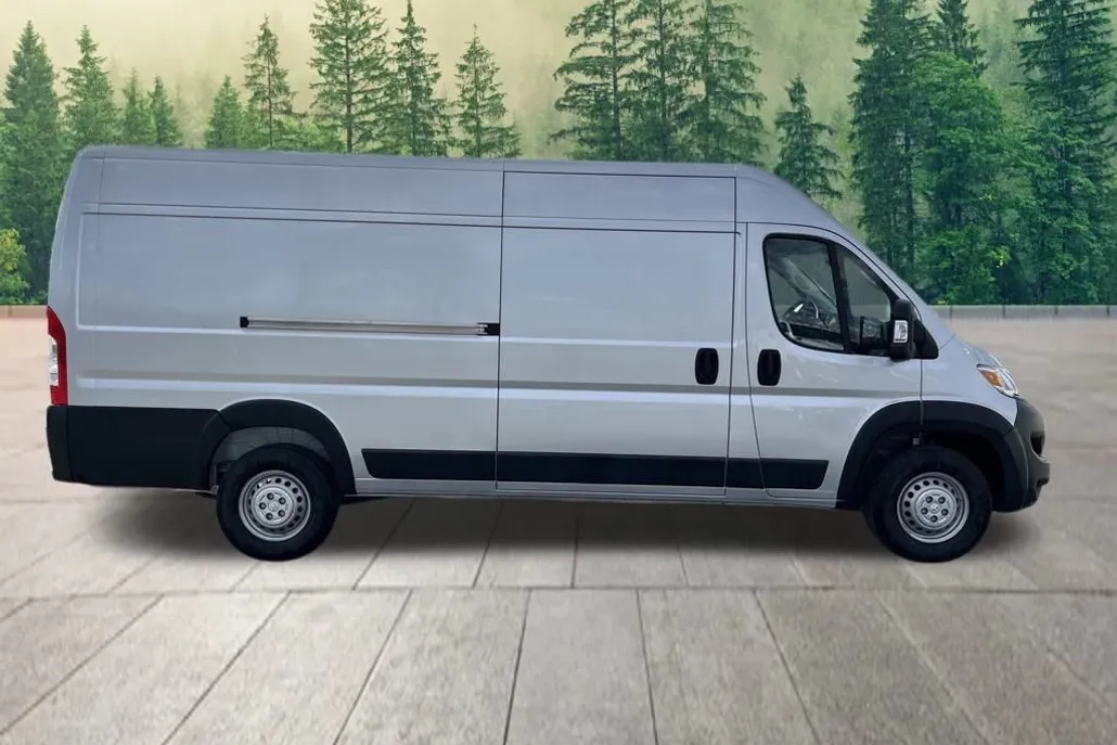 2024 Ram ProMaster 3500 Cargo Van photo 1