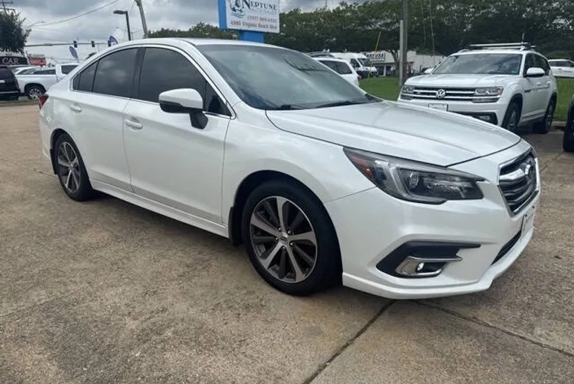 2018 Subaru Legacy 2.5i Limited photo 1