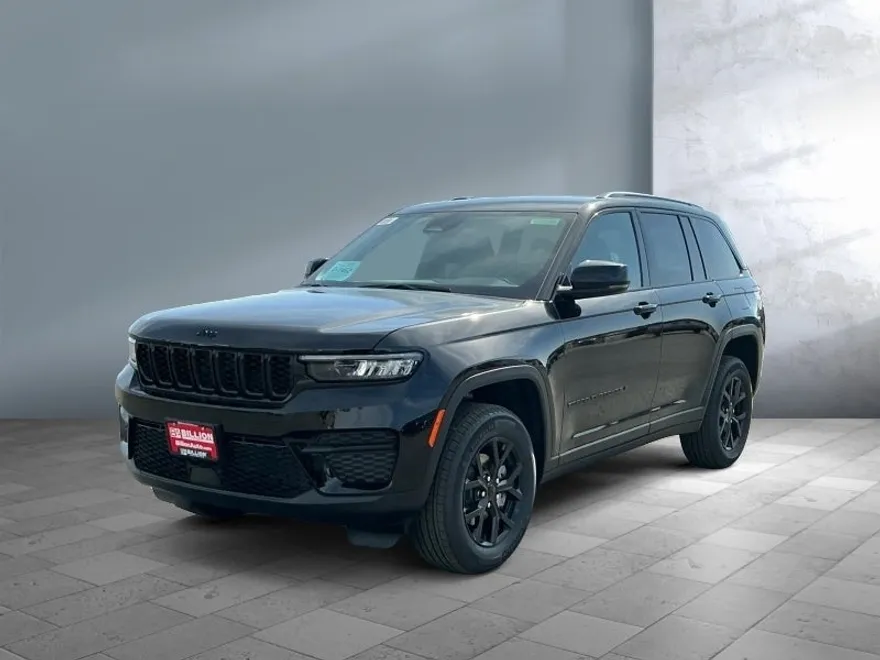2025 Jeep Grand Cherokee Altitude photo 1
