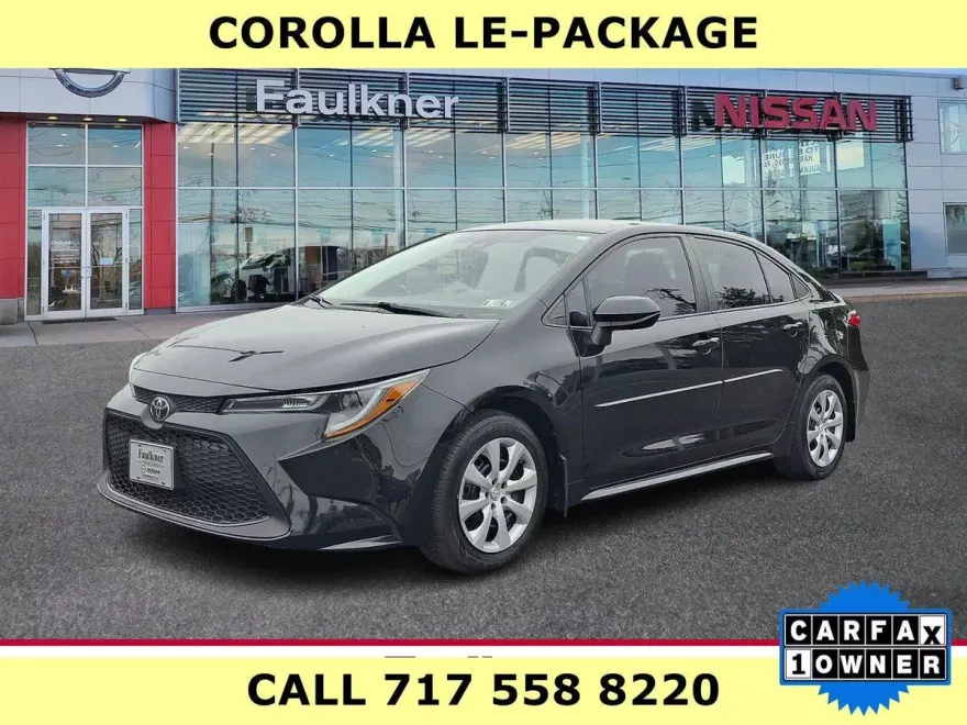 2022 Toyota Corolla LE photo 1