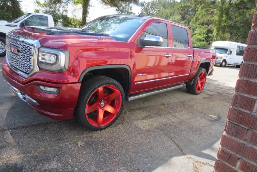2017 Gmc Sierra 1500 Denali photo 1