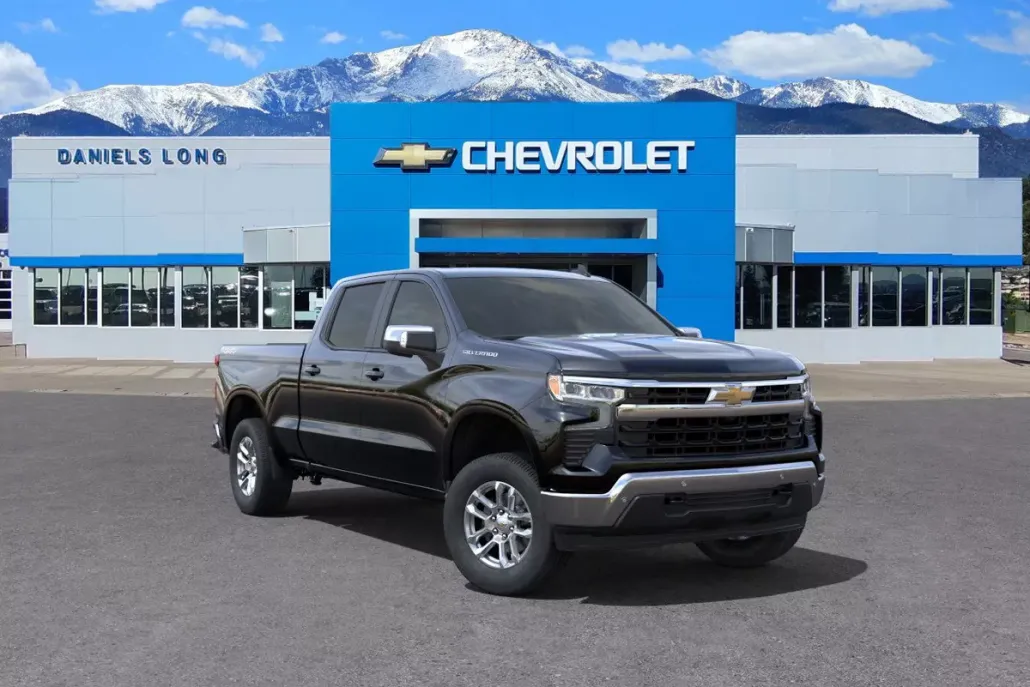 2025 Chevrolet Silverado 1500 LT photo 1
