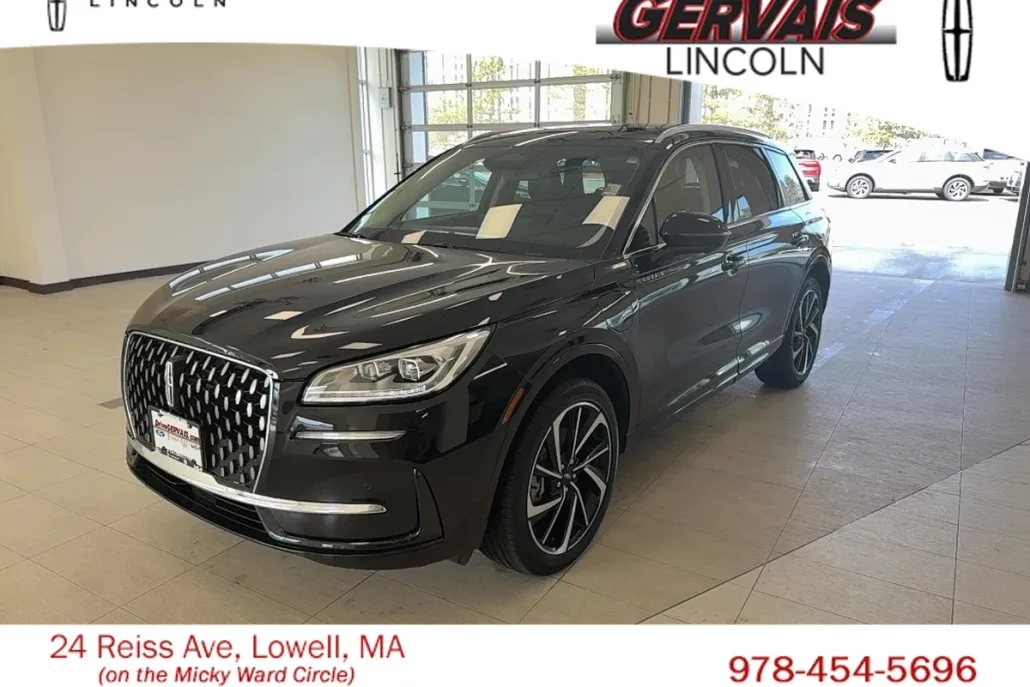 2024 Lincoln Corsair Grand Touring photo 1