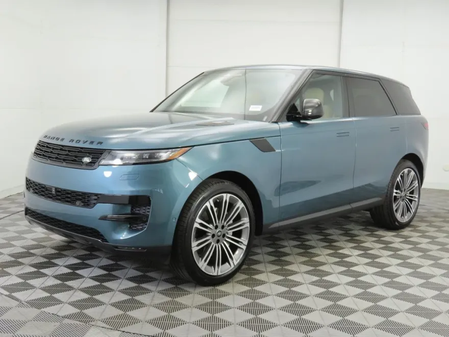 2025 Land Rover Range Rover Sport SE photo 1