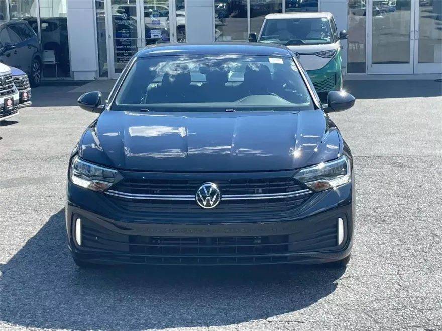 2024 Volkswagen Jetta 1.5T Sport photo 1