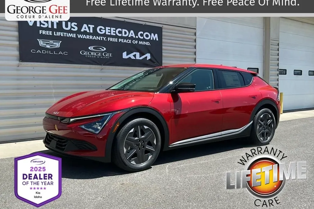 2025 Kia EV6 Light photo 1