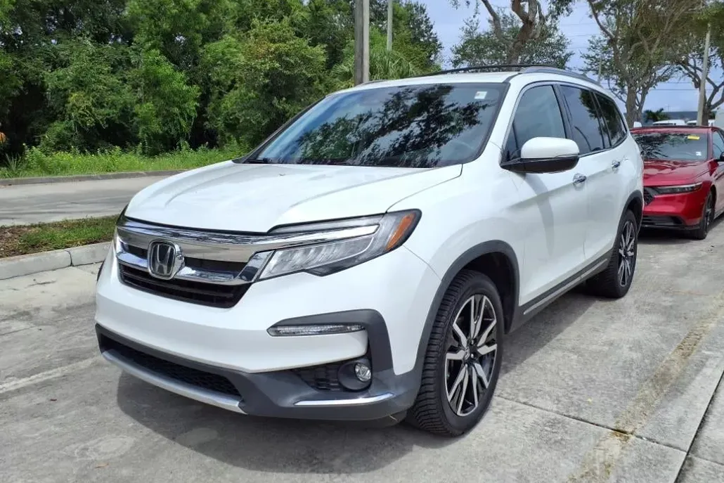 2022 Honda Pilot Elite photo 1