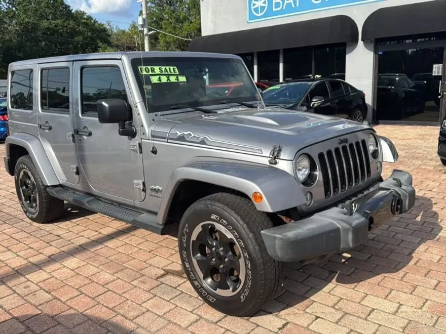 2014 Jeep Wrangler Unlimited Polar Edition Sport photo 1