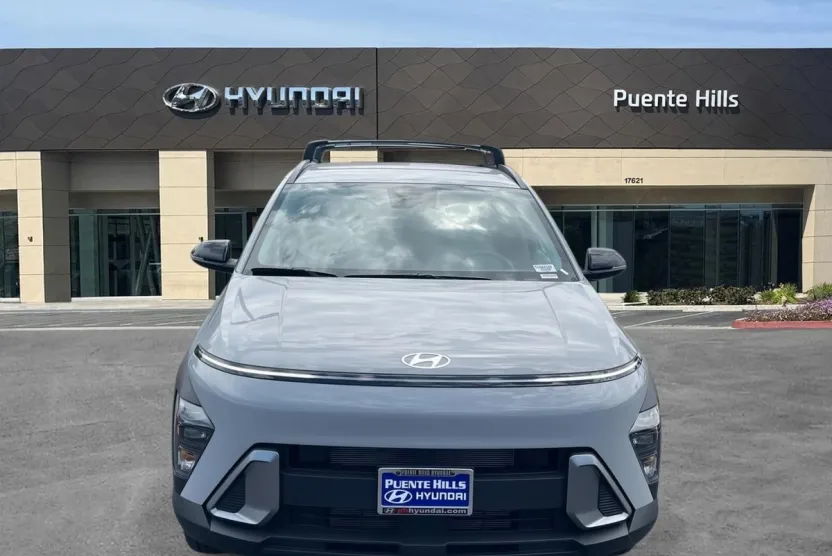 2026 Hyundai Kona SEL photo 1