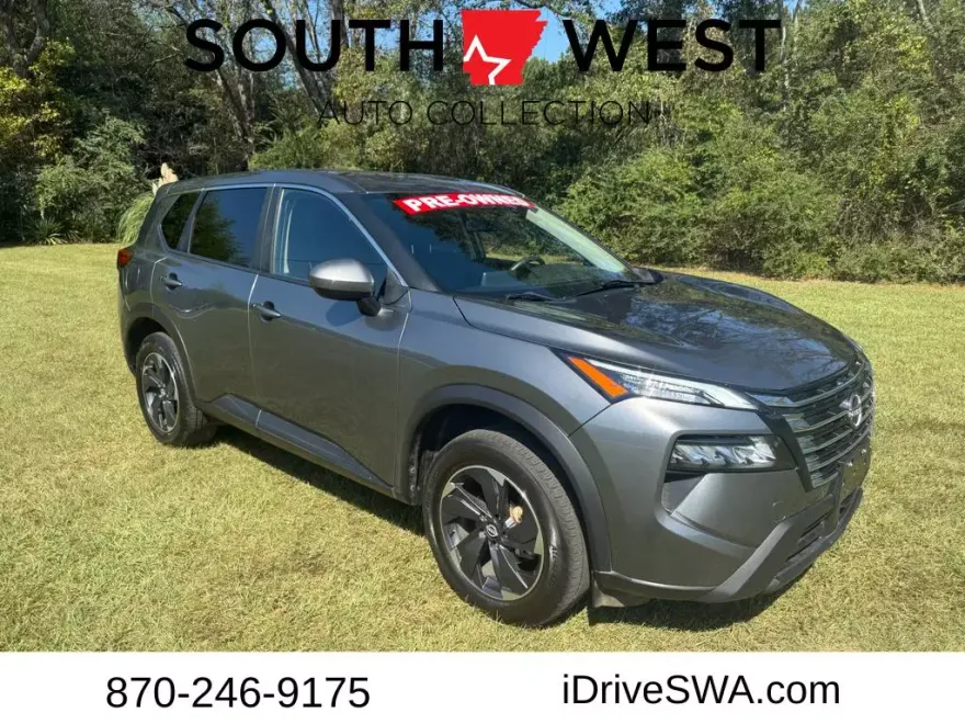 2024 Nissan Rogue SV photo 1