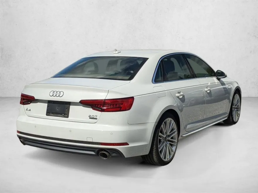 2017 Audi A4 TFSI Premium Plus Quattro photo 1