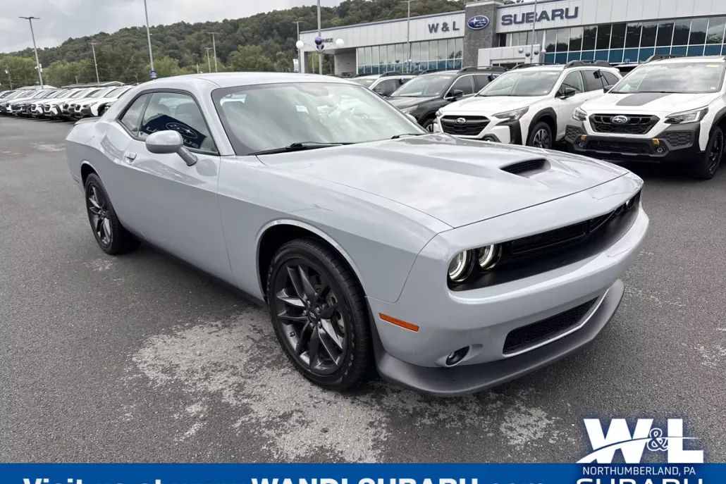 2022 Dodge Challenger GT photo 1