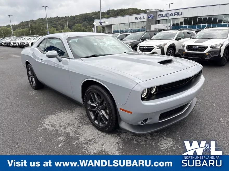 2022 Dodge Challenger GT photo 1