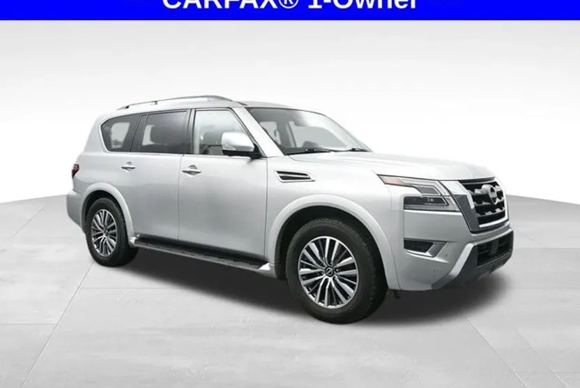 2023 Nissan Armada SL photo 1