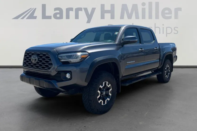 2022 Toyota Tacoma TRD photo 1