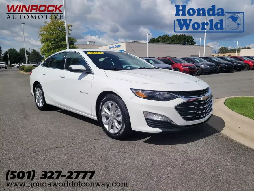 2024 Chevrolet Malibu 1LT photo 1