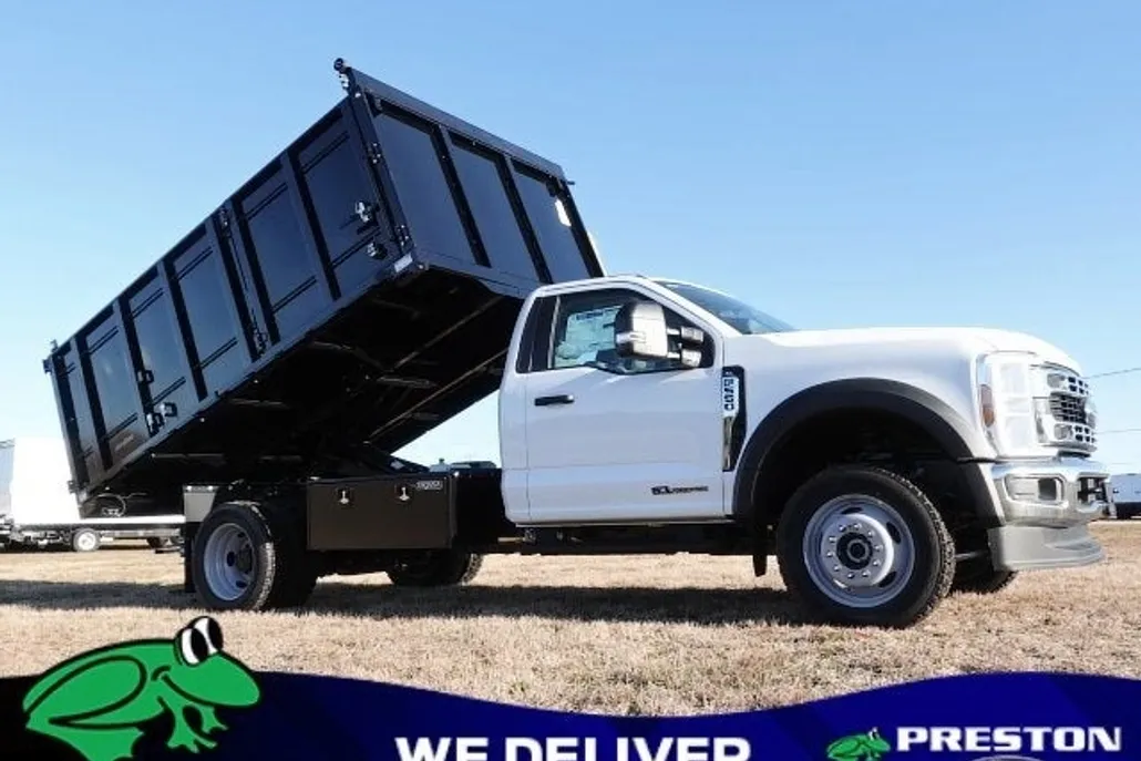 2024 Ford F-550 XL photo 1