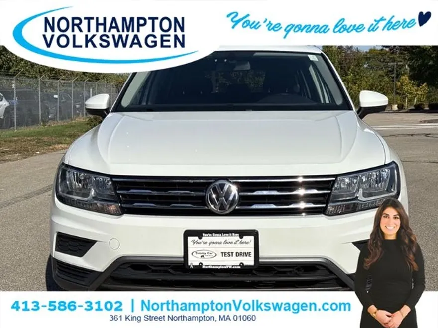 2019 Volkswagen Tiguan SEL R-Line photo 1