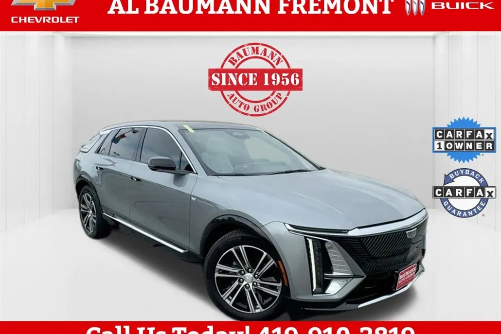 2024 Cadillac Lyriq Luxury photo 1