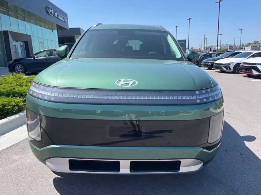2026 Hyundai Ioniq SEL photo 1