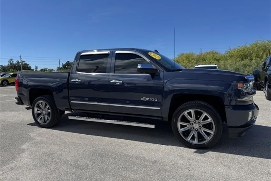 2018 Chevrolet Silverado 1500 LTZ photo 1