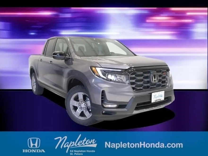 2025 Honda Ridgeline TrailSport photo 1