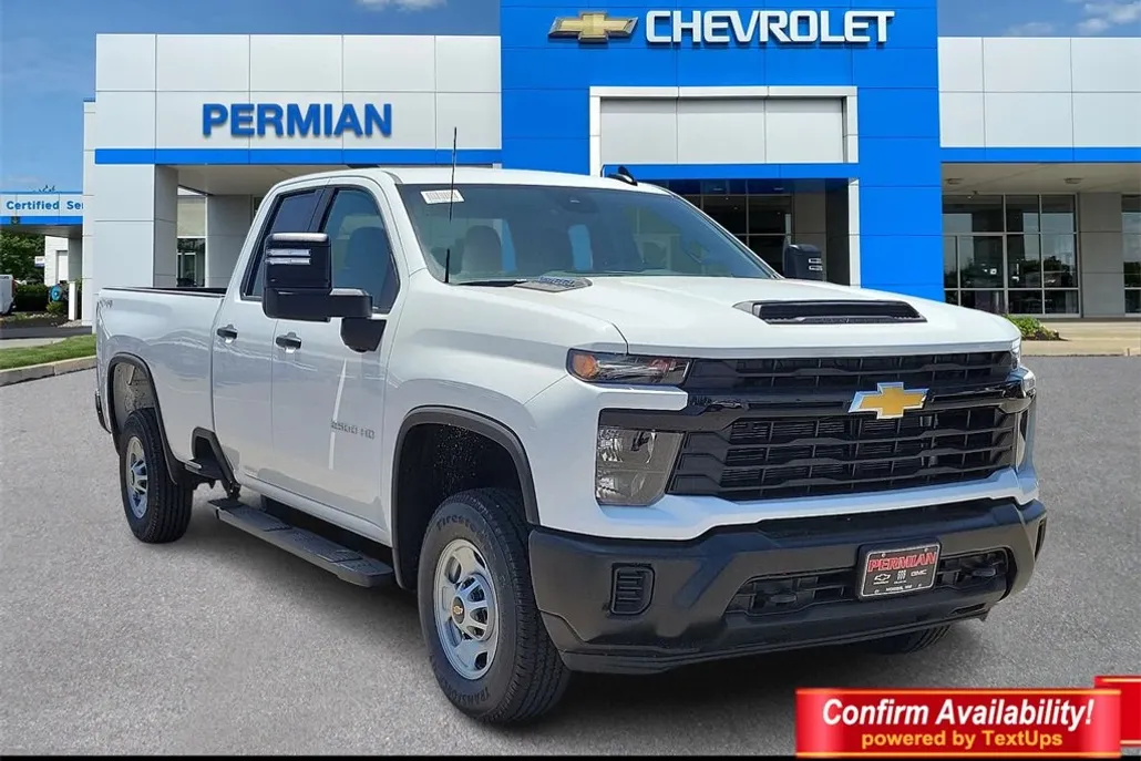 2024 Chevrolet Silverado 2500HD photo 1