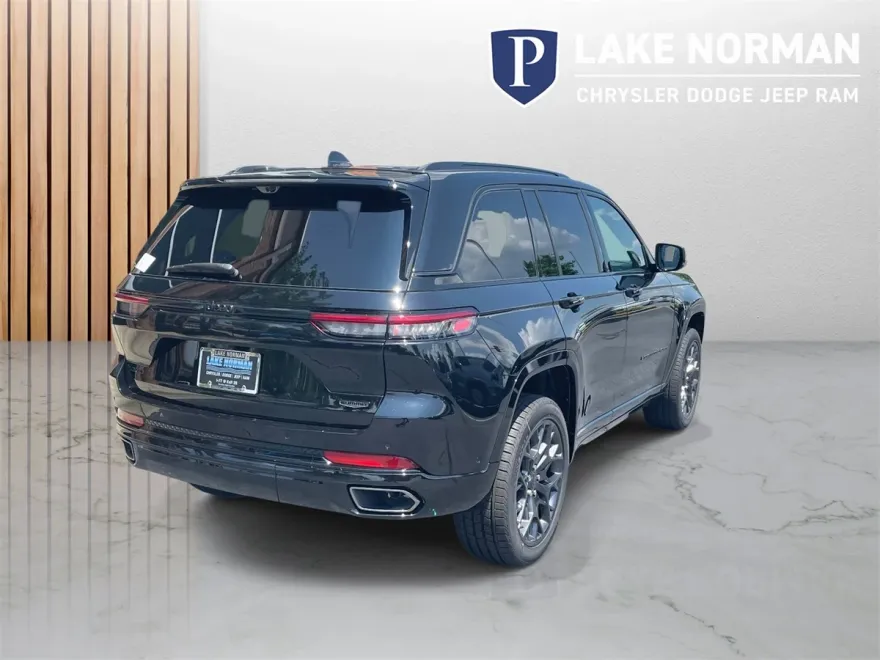 2025 Jeep Grand Cherokee Summit Reserve photo 1