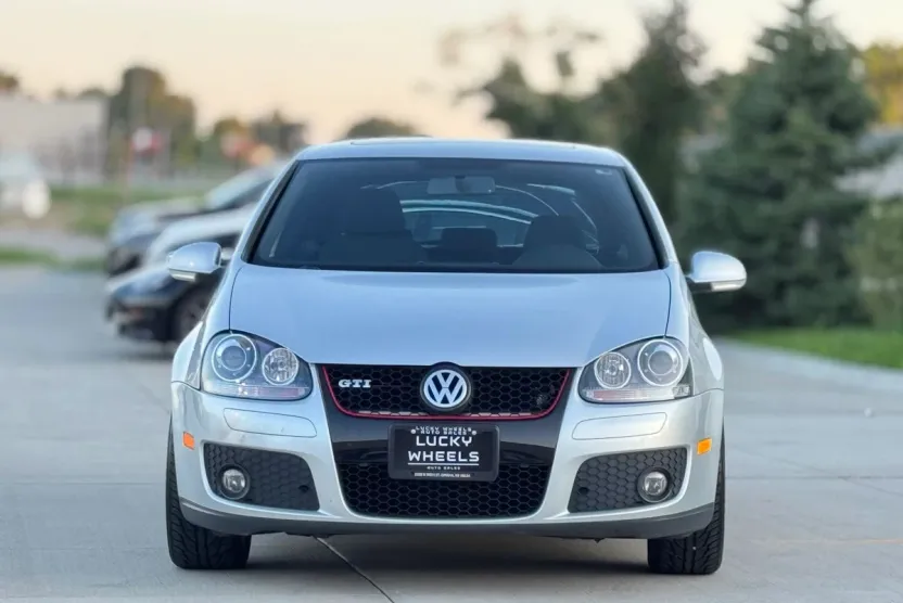2008 Volkswagen Golf GTI photo 1
