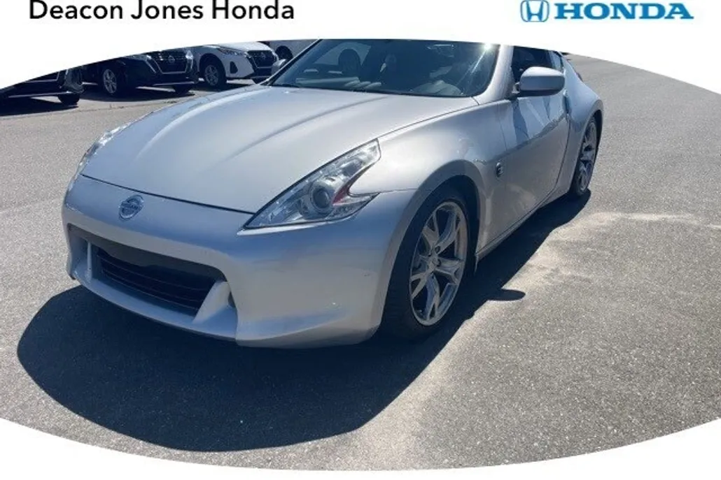 2009 Nissan 370Z Touring photo 1