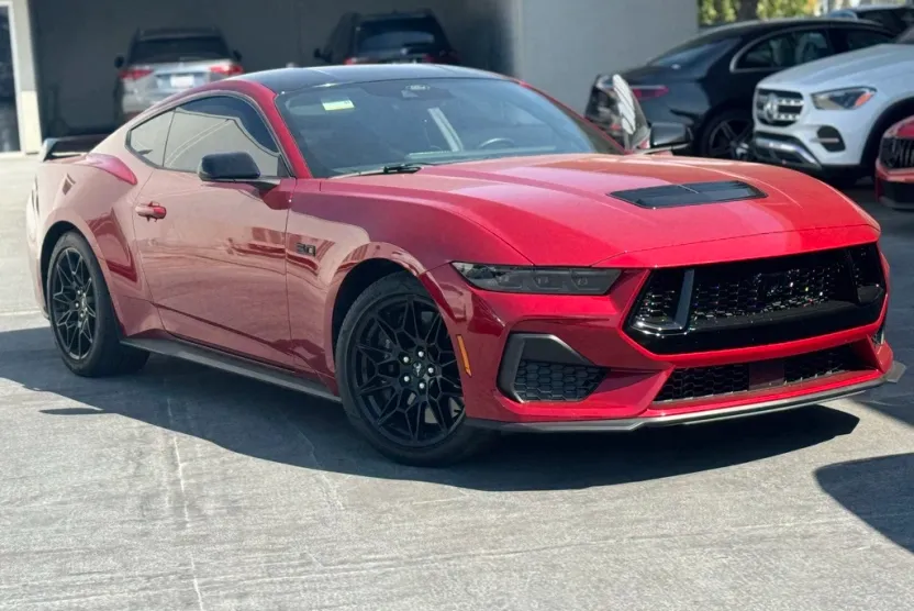 2024 Ford Mustang GT Premium photo 1