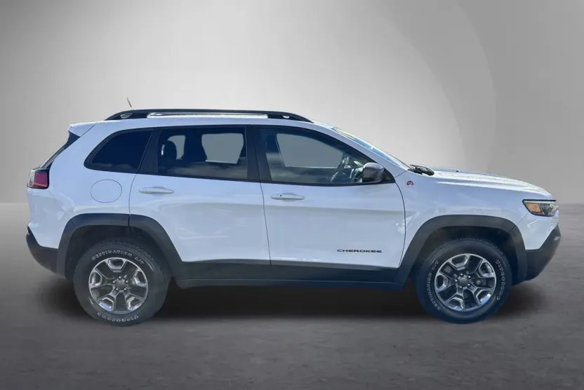 2019 Jeep Cherokee Trailhawk photo 1