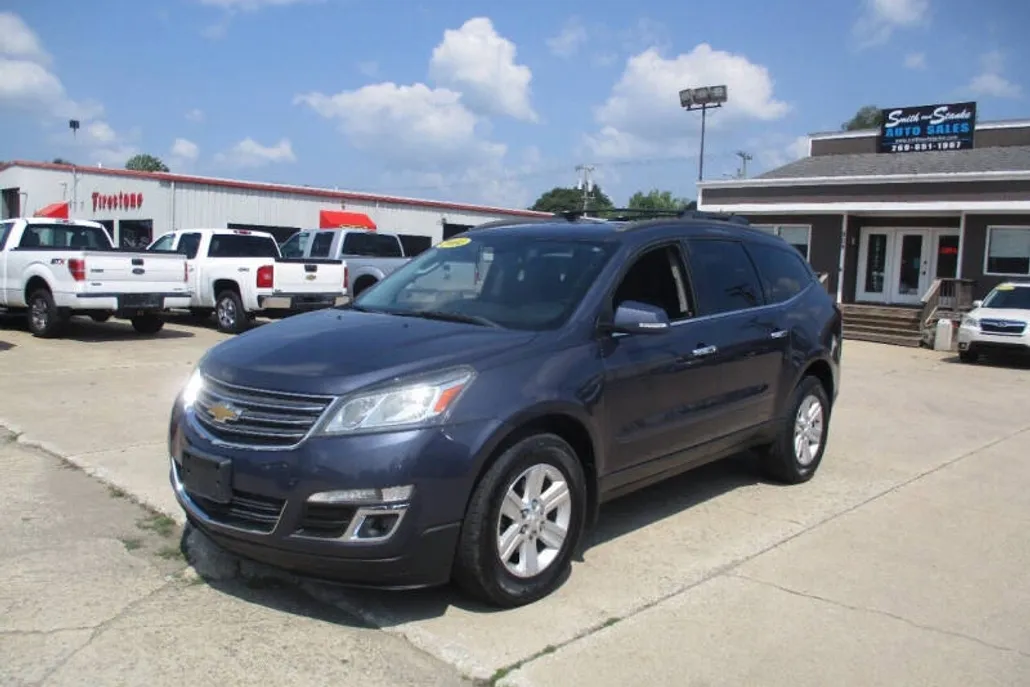 2014 Chevrolet Traverse 1LT photo 1