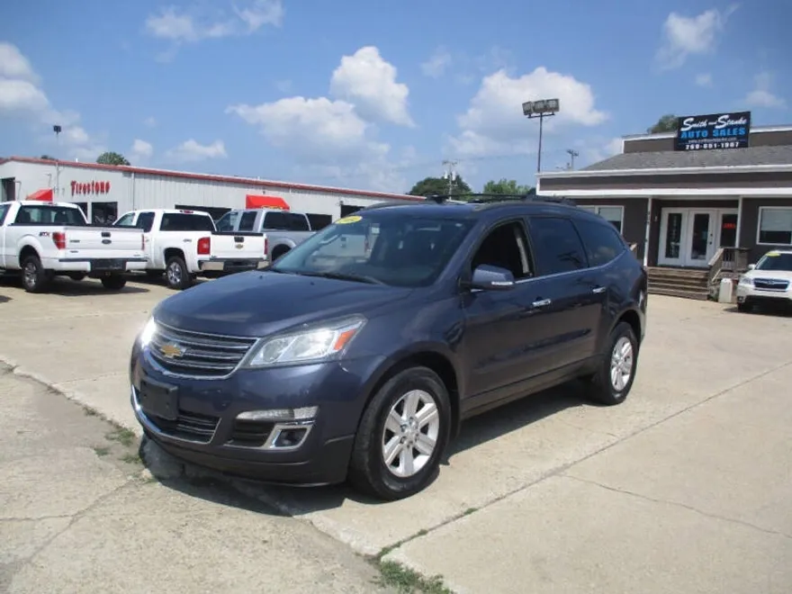 2014 Chevrolet Traverse 1LT photo 1