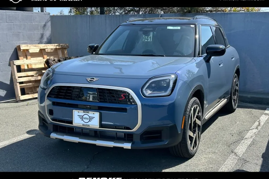 2025 Mini Countryman S ALL4 photo 1