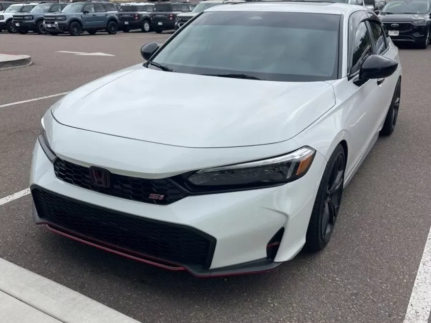 2025 Honda Civic Si photo 1
