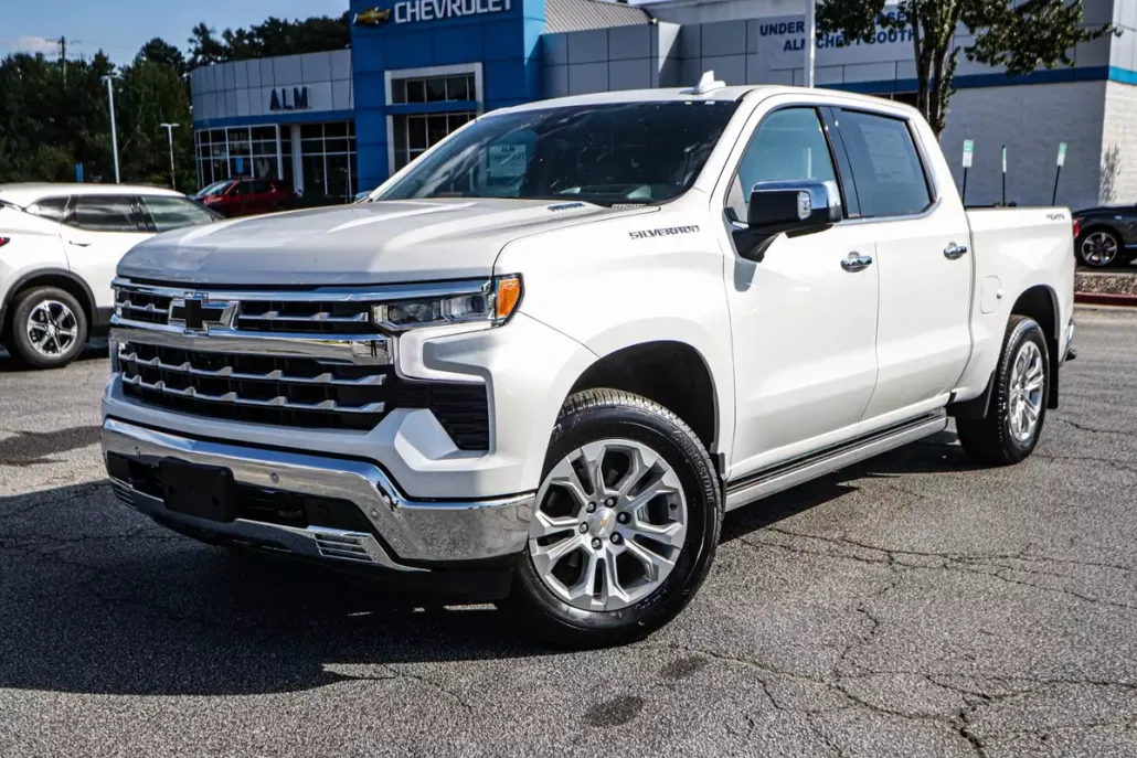 2025 Chevrolet Silverado 1500 LTZ photo 1