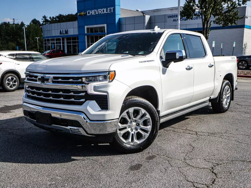 2025 Chevrolet Silverado 1500 LTZ photo 1