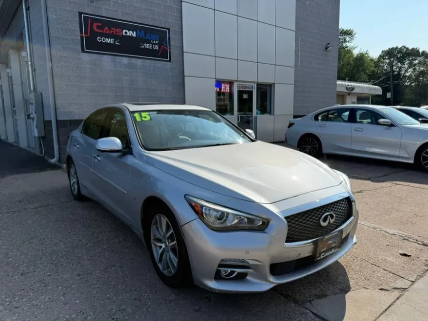 2015 Infiniti Q50 Premium AWD photo 1