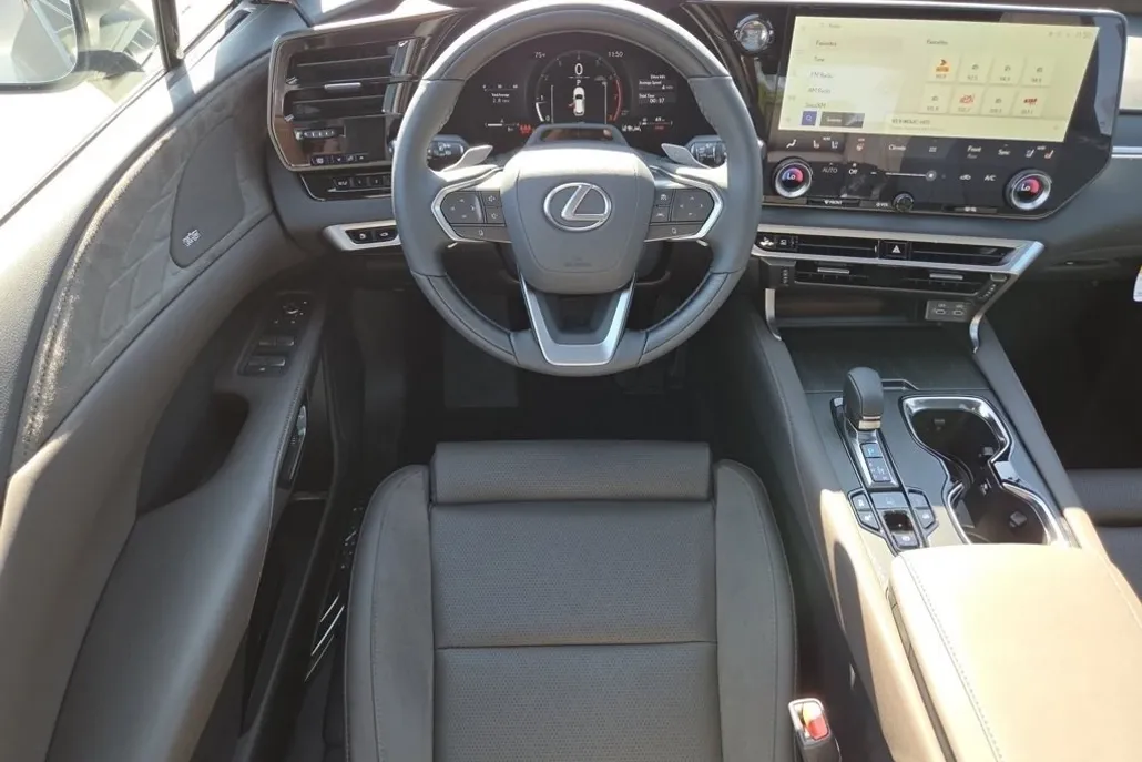 2025 Lexus RX 350 Luxury photo 1