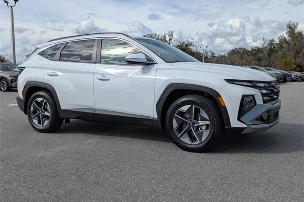 2025 Hyundai Tucson SEL Convenience photo 1