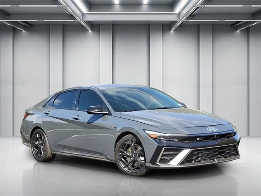 2025 Hyundai Elantra N Line photo 1