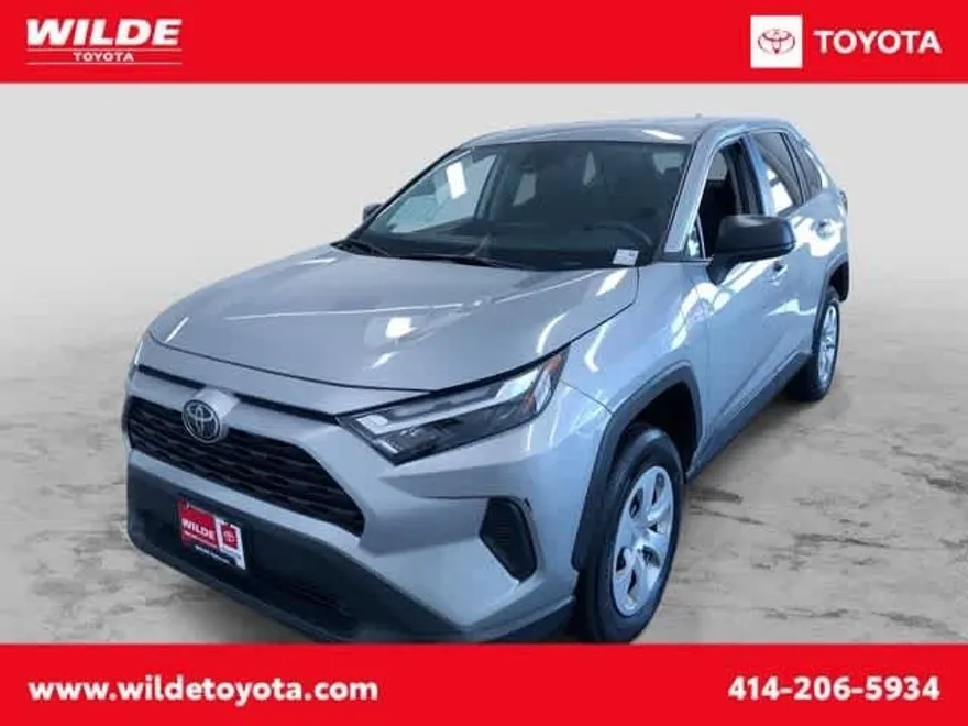2024 Toyota RAV4 LE photo 1