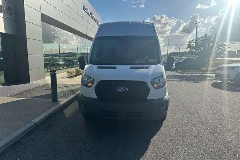 2022 Ford Transit photo 1