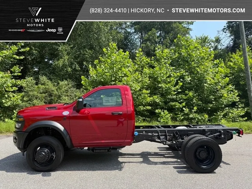 2025 Ram 4500 Tradesman photo 1