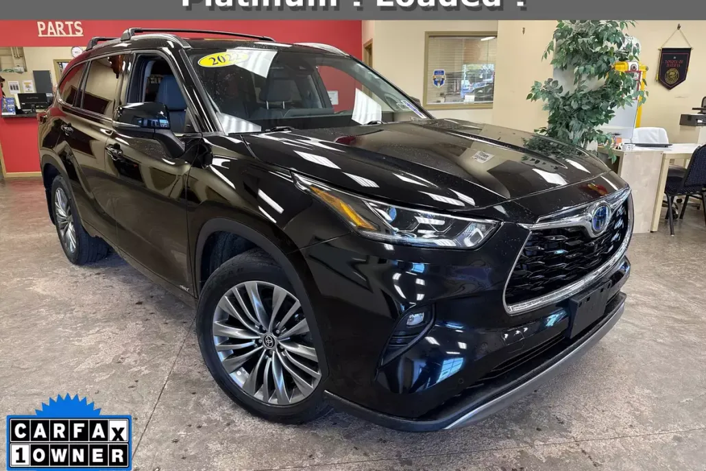 2022 Toyota Highlander Hybrid Platinum photo 1